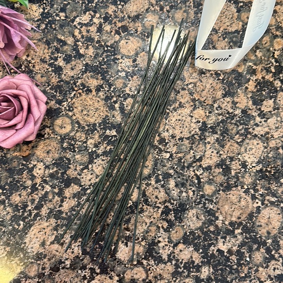 Purple flowers with stems - Picture 3 of 4